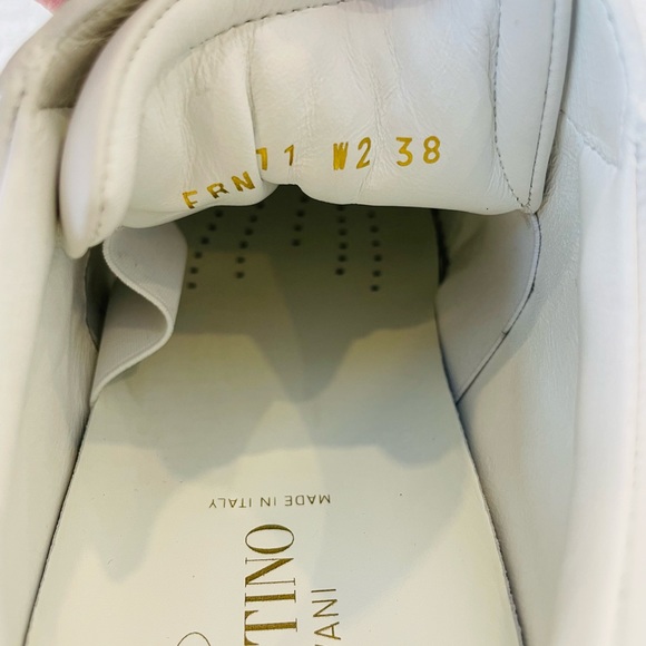 Valentino Rockstud Metallic-Trimmed Leather Sneakers - Picture 7 of 10